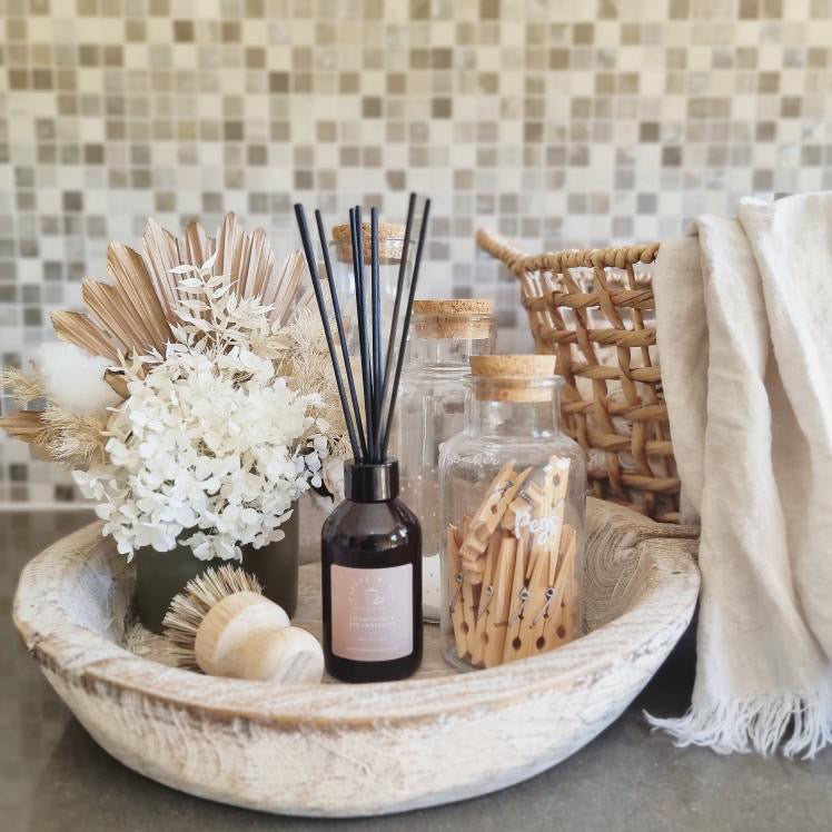 Pepper & Oak Home Fragrance product at home